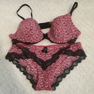 Red hearts and black lace detail bra and panty set